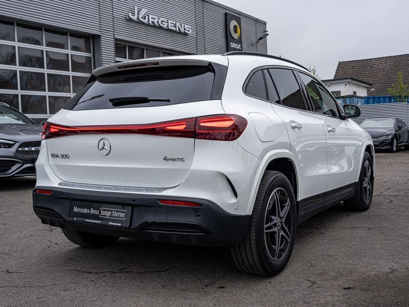 Gebraucht Mercedes EQA300 AMG 167 kW (228 PS) 2024 Weiss polarweiss SUV