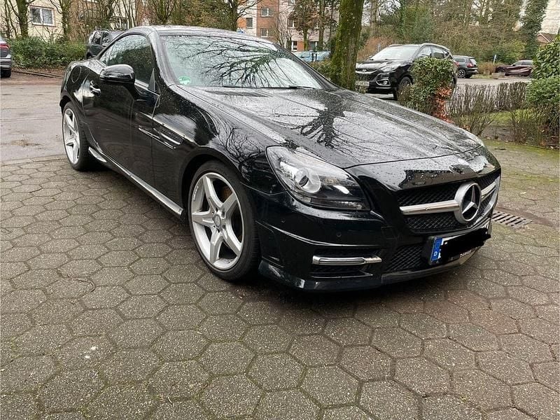 Schwarz Gebraucht 2014 Mercedes SLK200 AMG line Cabrio | 16.700 € (Guter Preis) - Bild 1/4