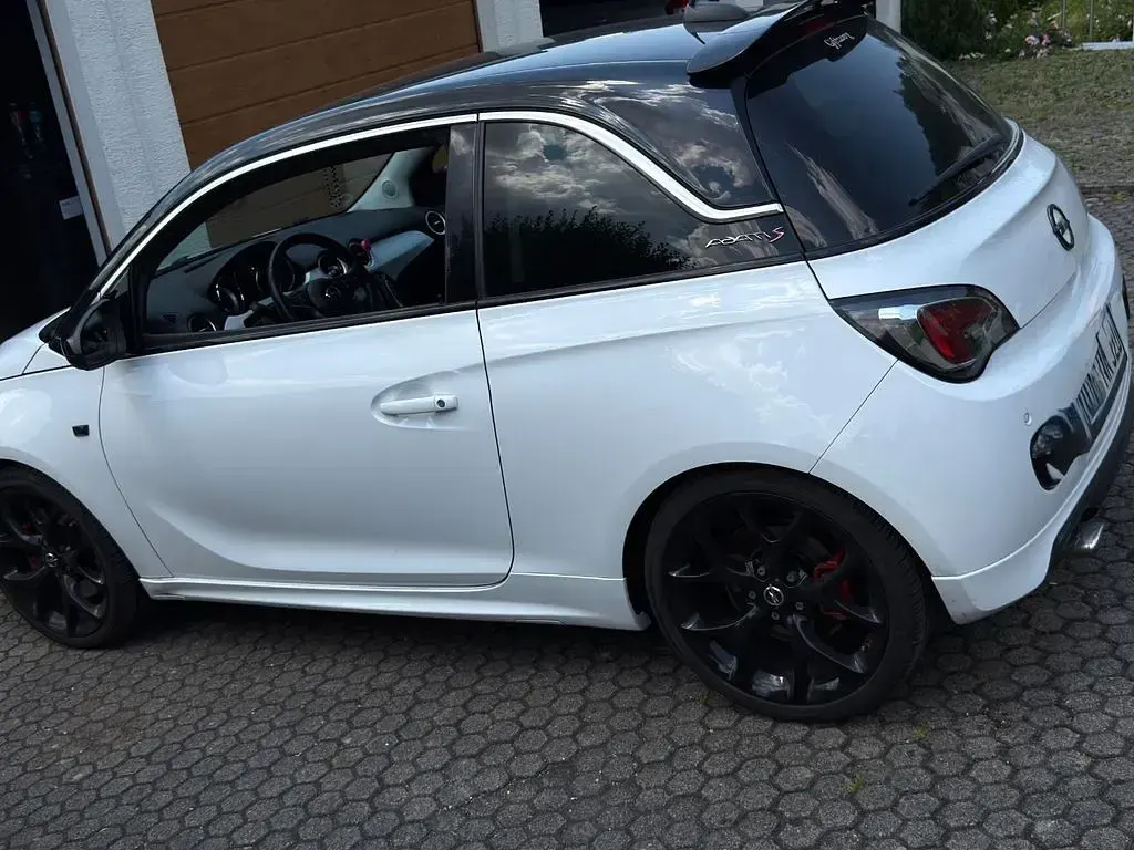 Gebraucht Opel Adam S 150 PS (110 kW) 2017 Weiß Kleinwagen