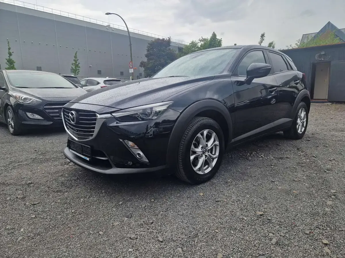 Używany Mazda CX-3 Exclusive-Line 150 KM (110 kW) 2017 Czarny SUV