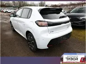 Neu Peugeot 208 Allure 101 PS (74 kW) 2025 Weiß metallic Kleinwagen