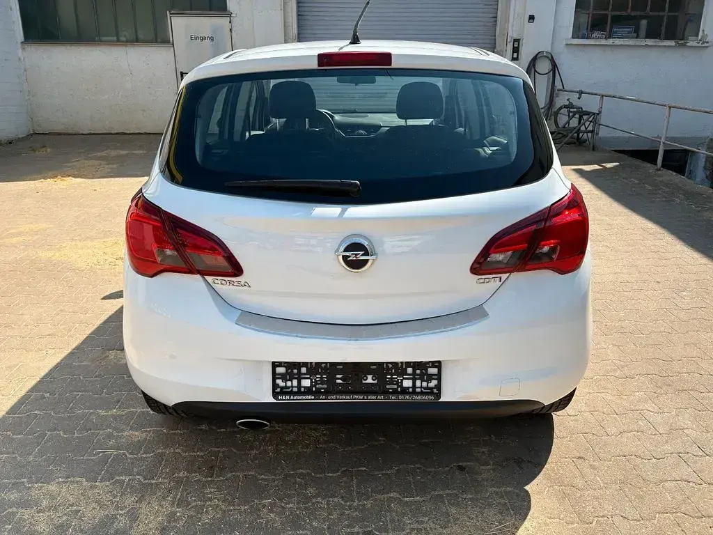 Gebraucht Opel Corsa Edition 95 PS (69 kW) 2015 Weiß Kleinwagen