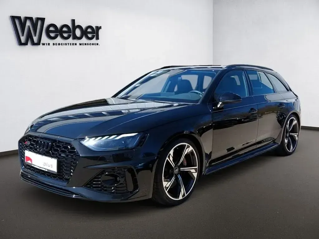 Gebraucht Audi RS4 Ambiente 450 PS (330 kW) 2023 Mythosschwarz (metallic) Kombi