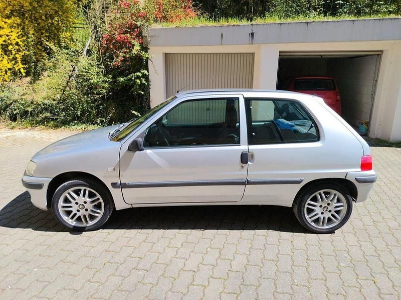 Gebraucht Peugeot 106 Filou 60 PS (44 kW) 2002 Silber Kleinwagen