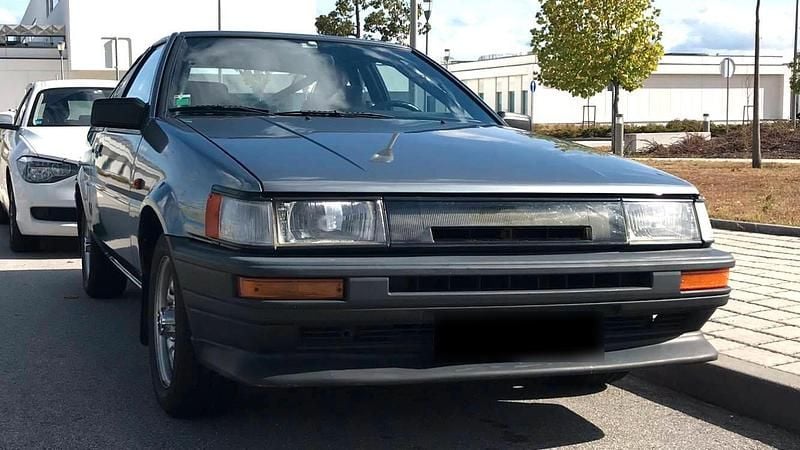 Occasion Toyota Corolla GT 124 ch (91 kW) 1986 Gris Coupé