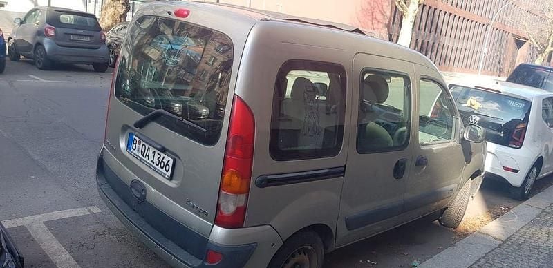 Gebraucht Renault Kangoo Authentique 58 PS (42 kW) 2005 Van / Kleinbus