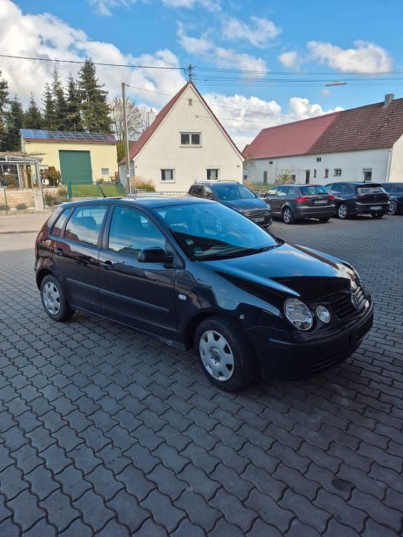 Gebraucht VW Polo Basis 64 PS (47 kW) 2003 Schwarz Limousine