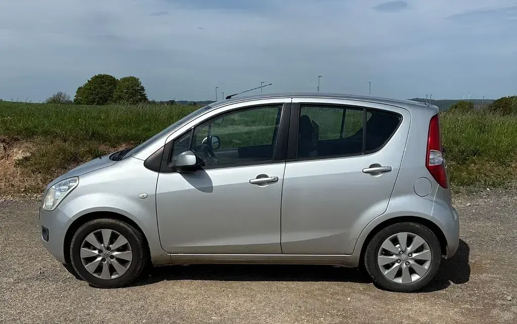 Usata Suzuki Splash Basic 68 CV (50 kW) 2010 Argento Utilitaria