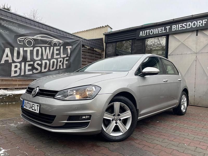 Gebraucht VW Golf VII 105 PS (77 kW) 2013 Silber Limousine