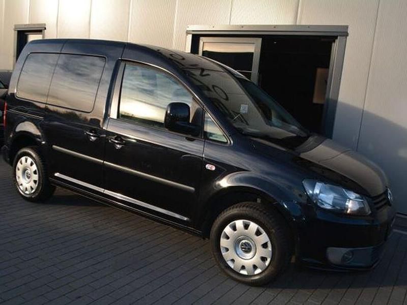 Gebraucht VW Caddy Trendline 86 PS (63 kW) 2011 Schwarz Van / Kleinbus