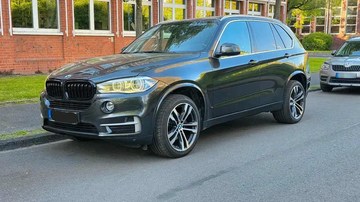 Gebraucht BMW X5 268 PS (197 kW) 2014 Schwarz SUV