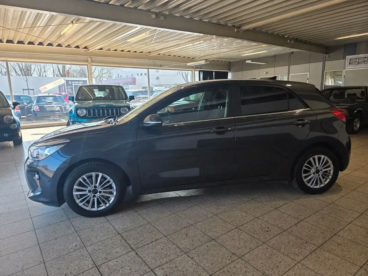 Gebraucht Kia Rio Spirit 99 PS (72 kW) 2019 Grau Kleinwagen