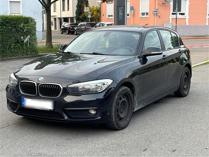 Schwarz Gebraucht 2015 BMW 116 Advantage Kleinwagen | 6.500 € - Bild 1/4