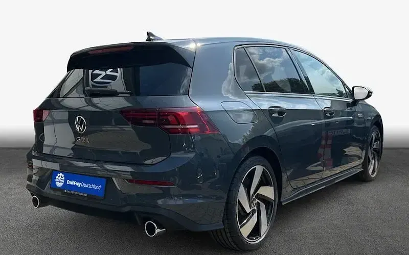 Neu VW Golf VIII GTI 265 PS (194 kW) 2025 Grau Limousine