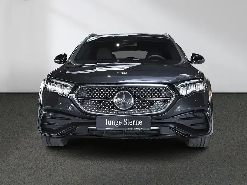 Gebraucht Mercedes E300 AMG 313 PS (230 kW) 2025 Grau Kombi