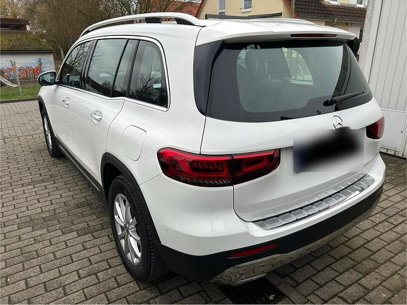 Gebraucht Mercedes GLB200 150 PS (110 kW) 2021 Weiß SUV