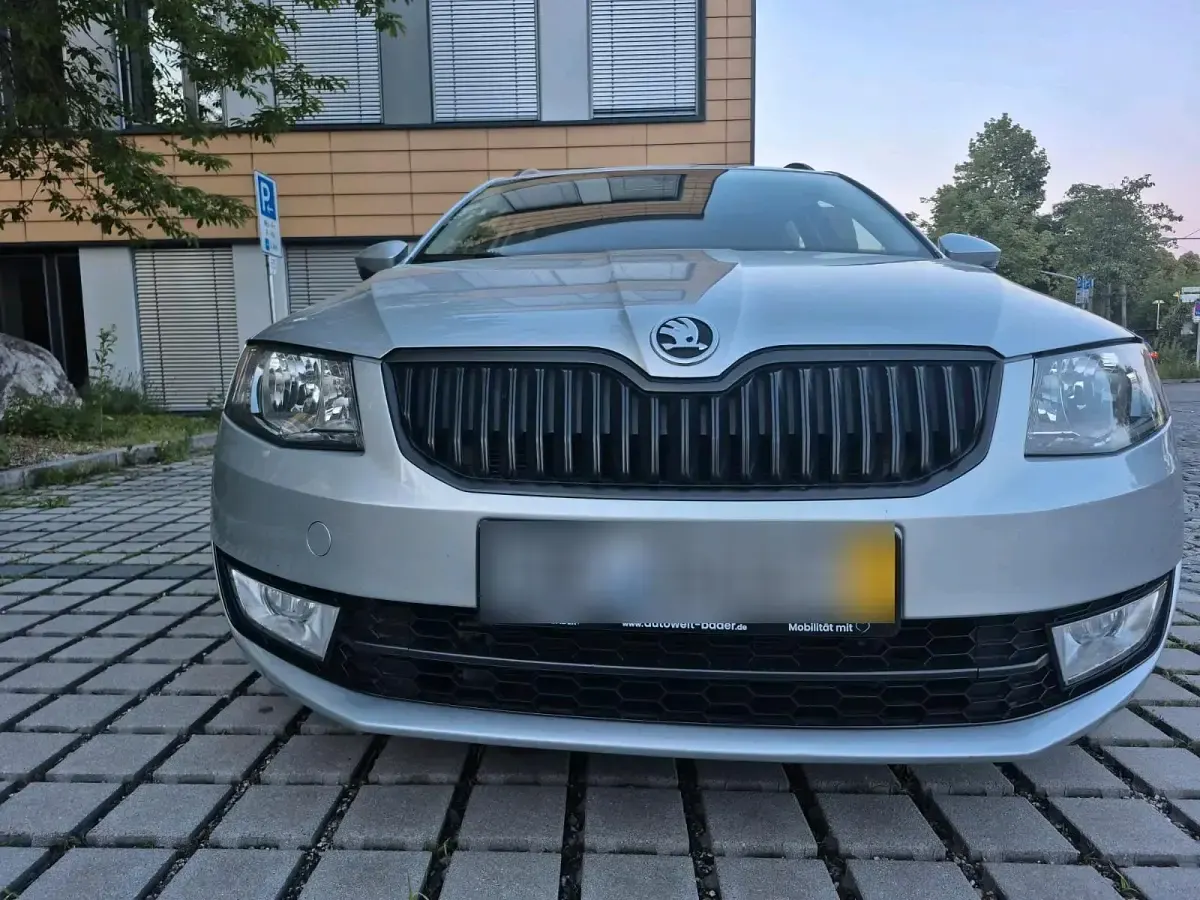 Gebraucht Skoda Octavia 150 PS (110 kW) 2016 Silber Kombi