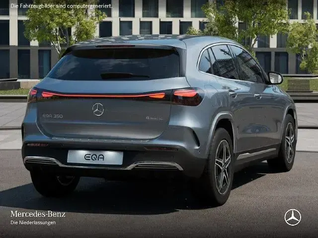 Gebraucht Mercedes EQA350 Advanced 214 kW (292 PS) 2024 Silber SUV