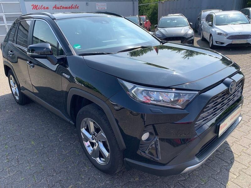 Attitude black Gebraucht 2021 Toyota RAV4 Hybrid Team SUV | 31.950 € (Superpreis) - Bild 1/4