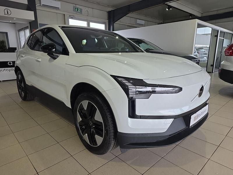 Nouă Volvo EX30 Plus 200 kW (272 CP) 2025 Alb SUV