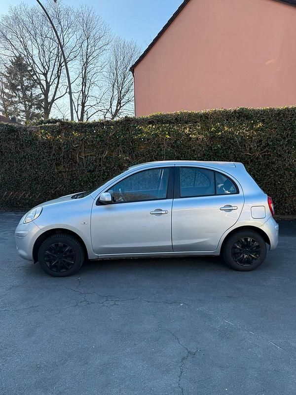 Gebraucht Nissan Micra 80 PS (58 kW) 2012 Grau Kleinwagen