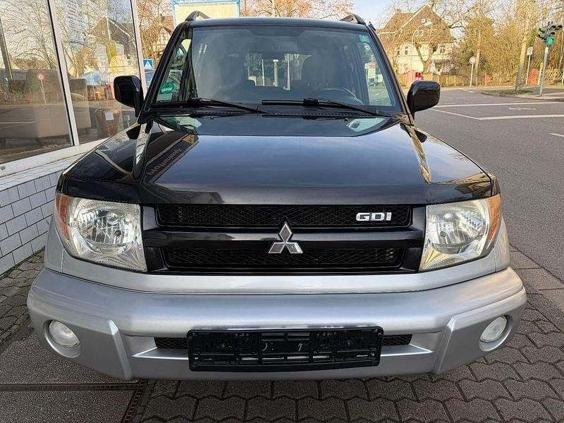 Gebraucht Mitsubishi Pajero Motion 129 PS (94 kW) 2004 Grau SUV