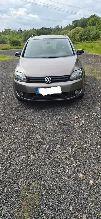 Używany VW Golf Plus Cross 105 KM (77 kW) 2012 Minivan
