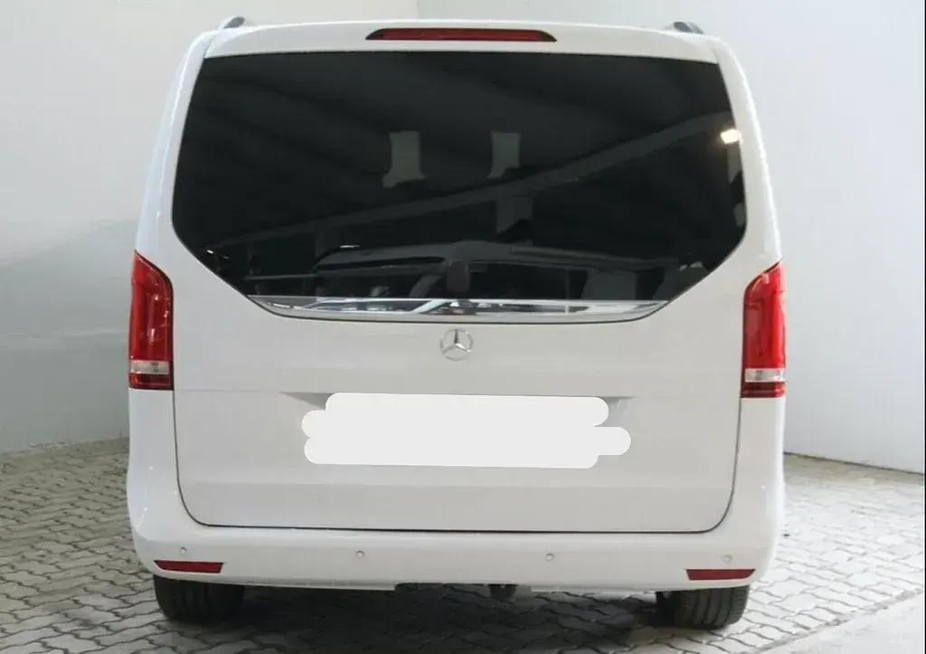 Gebraucht Mercedes V250 Exclusive 190 PS (139 kW) 2018 Weiß Van / Kleinbus