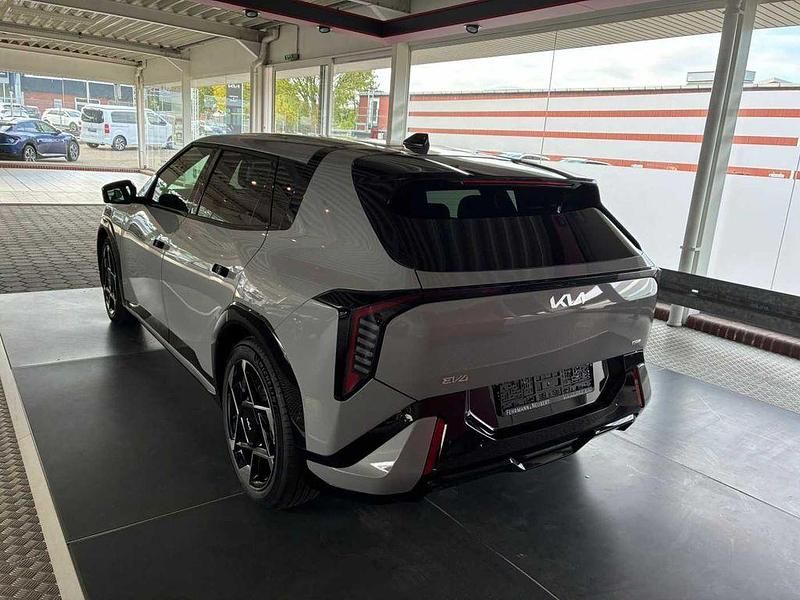 Neu Kia EV4 GT-Line 150 kW (204 PS) 2026 Wolfgrau metallic Limousine