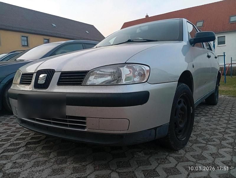 Gebraucht Seat Cordoba 75 PS (55 kW) 2002 Grau Kombi