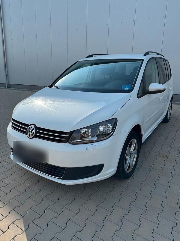 Weiß Gebraucht 2014 VW Touran Van / Kleinbus | 6.500 € (Superpreis) - Bild 1/4
