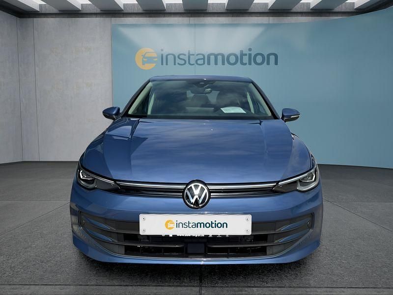 Gebraucht VW Golf VIII 116 PS (85 kW) 2025 Blau Kleinwagen