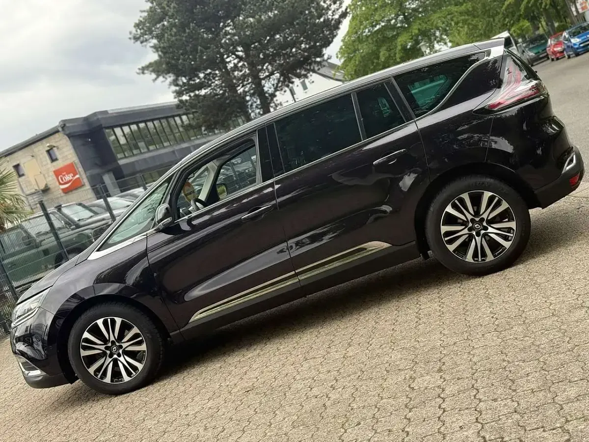 Używany Renault Espace Initiale Paris 160 KM (117 kW) 2016 Czarny Minivan
