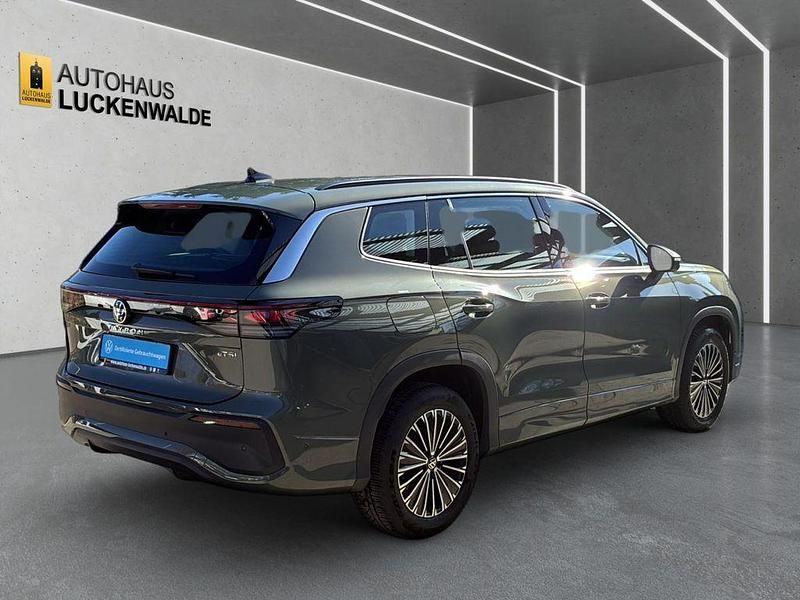 Gebraucht VW Tayron Life 150 PS (110 kW) 2025 Grün SUV