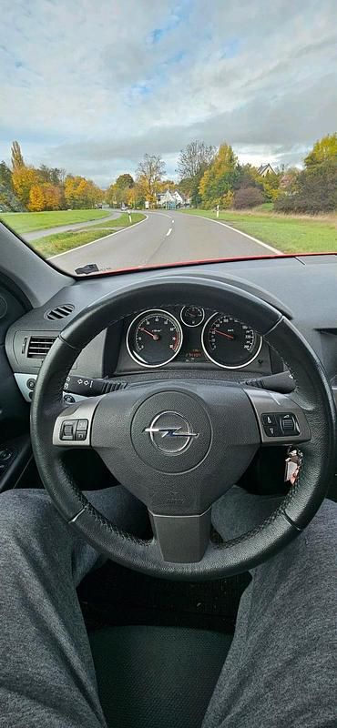 Gebraucht Opel Astra GTC 116 PS (85 kW) 2006 Coupé