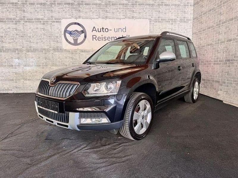 Schwarz Gebraucht 2014 Skoda Yeti Elegance SUV | 8.300 € (Superpreis) - Bild 1/4