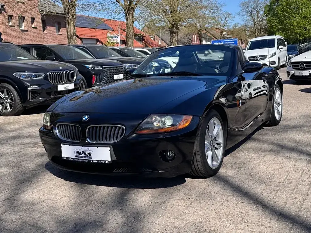 Gebraucht BMW Z4 Sport Line 192 PS (141 kW) 2003 Schwarz Cabrio