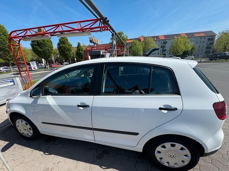 Gebraucht VW Golf Plus Cross 80 PS (58 kW) 2007 Weiß Van / Kleinbus
