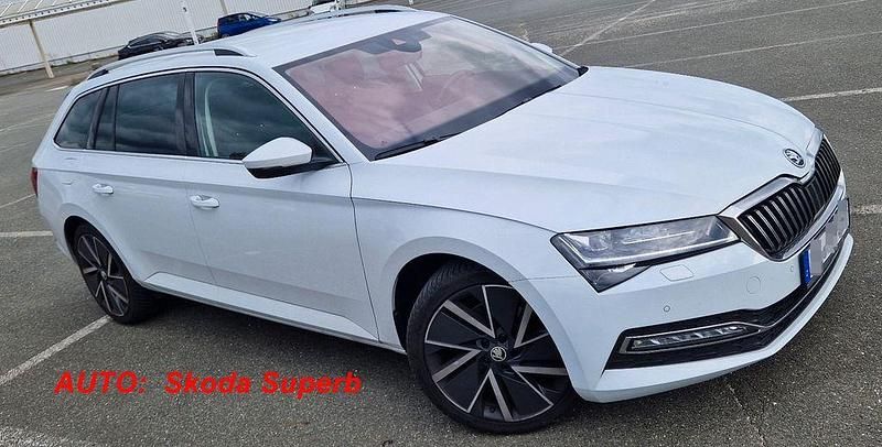 Weiß Gebraucht 2023 Skoda Superb Style Kombi | 27.500 € (Guter Preis) - Bild 1/4