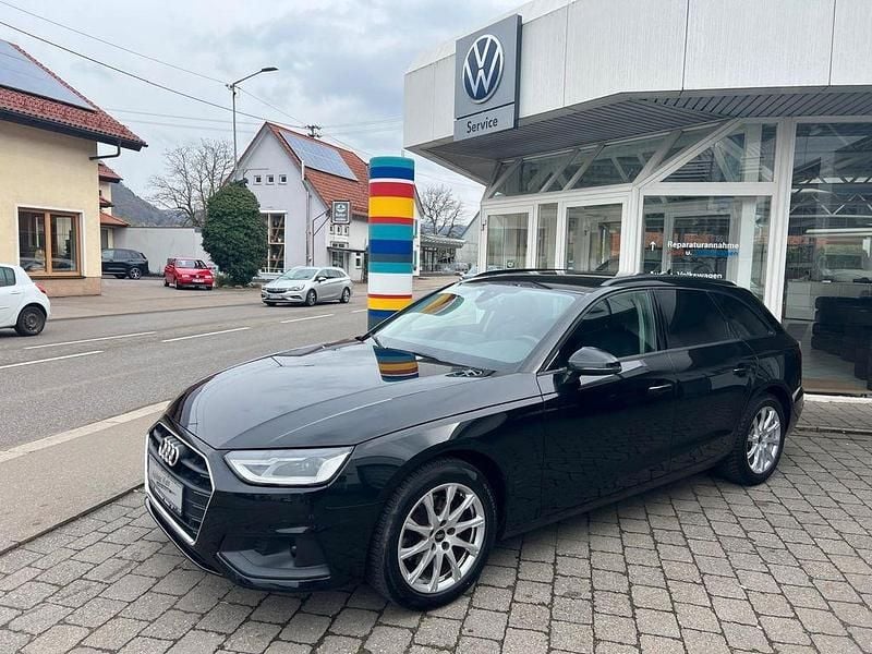 Gebraucht Audi A4 150 PS (110 kW) 2022 Schwarz Kombi
