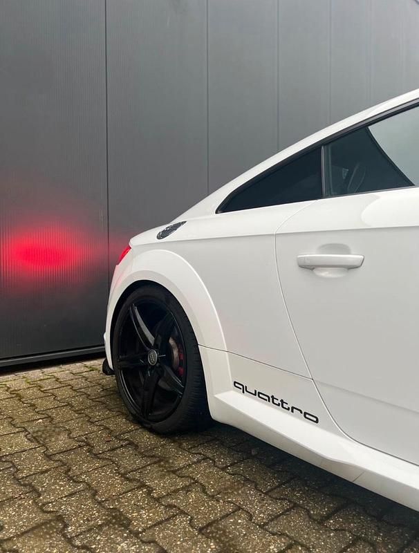Gebraucht Audi TTS Design 310 PS (228 kW) 2015 Weiß Coupé