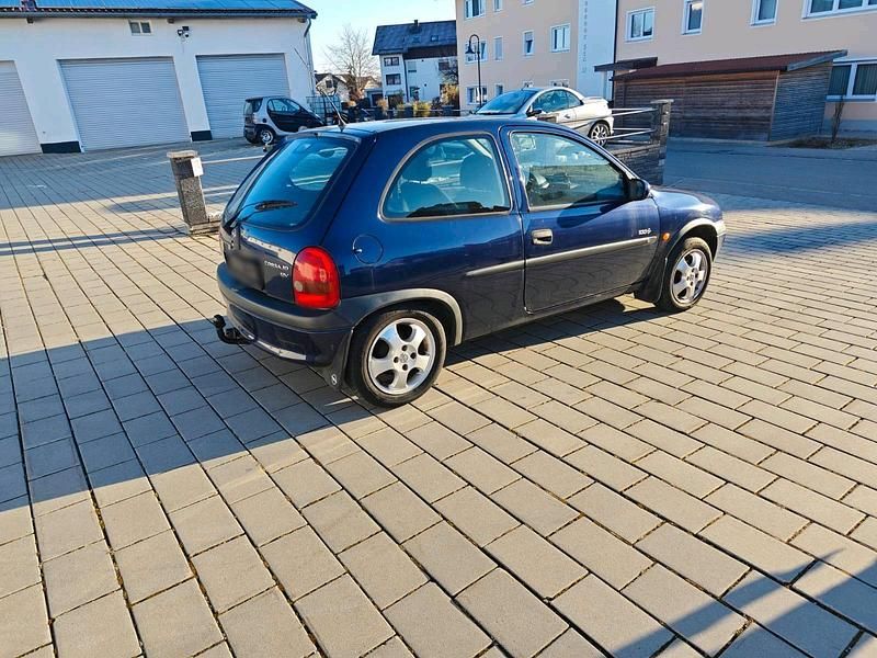 Gebraucht Opel Corsa 65 PS (47 kW) 2001 Blau Kleinwagen