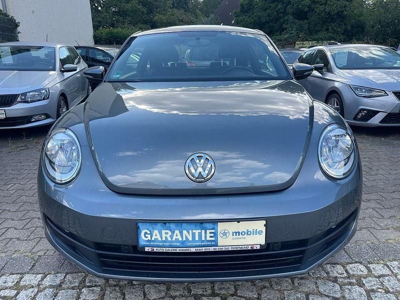 Grau Gebraucht 2013 VW Beetle Basis Kleinwagen | 7.990 € (Fairer Preis) - Bild 1/4