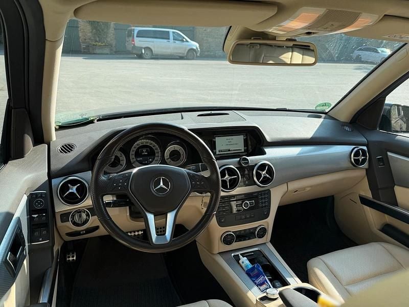 Gebraucht Mercedes GLK350 254 PS (186 kW) 2014 Grau SUV