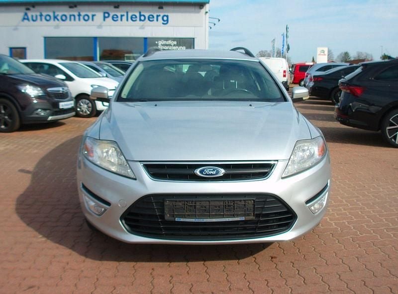 Gebraucht Ford Mondeo Trend 116 PS (85 kW) 2011 Silber Kombi
