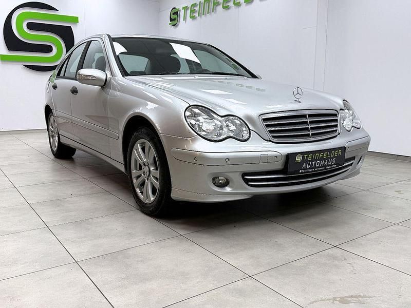 Silber Gebraucht 2006 Mercedes C230 Limousine | 6.490 € (Teuer) - Bild 1/4