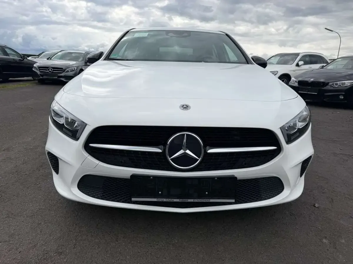 Gebraucht Mercedes A250 AMG 224 PS (164 kW) 2021 Weiß Limousine