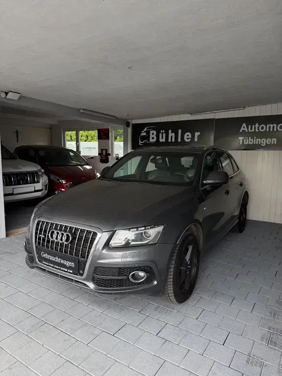 Gebraucht Audi Q5 Sport 239 PS (175 kW) 2011 Grau SUV