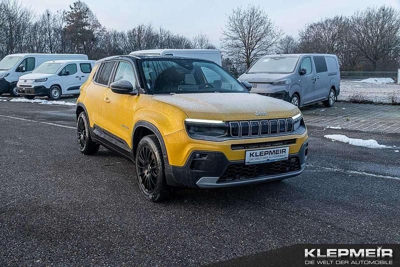 Gebraucht Jeep Avenger 114 kW (156 PS) 2023 Yellow mit dach in volcano bla SUV