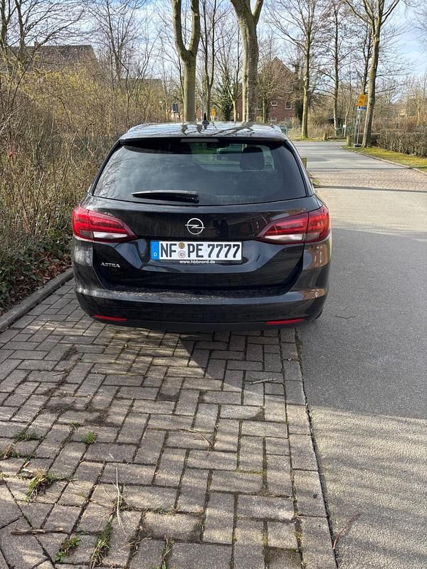 Gebraucht Opel Astra Elegance 122 PS (89 kW) 2020 Schwarz Kombi